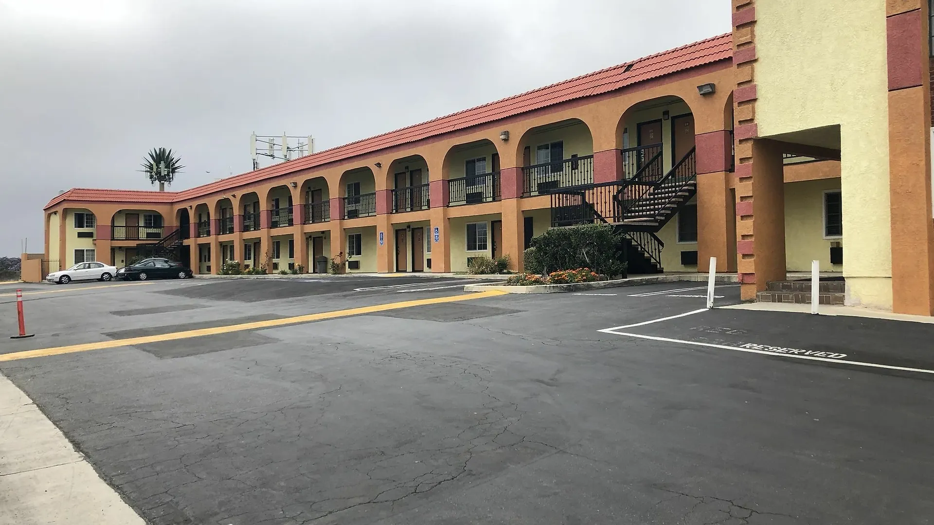 La Mirage Inn LAX Airport West Athens 2*,  USA