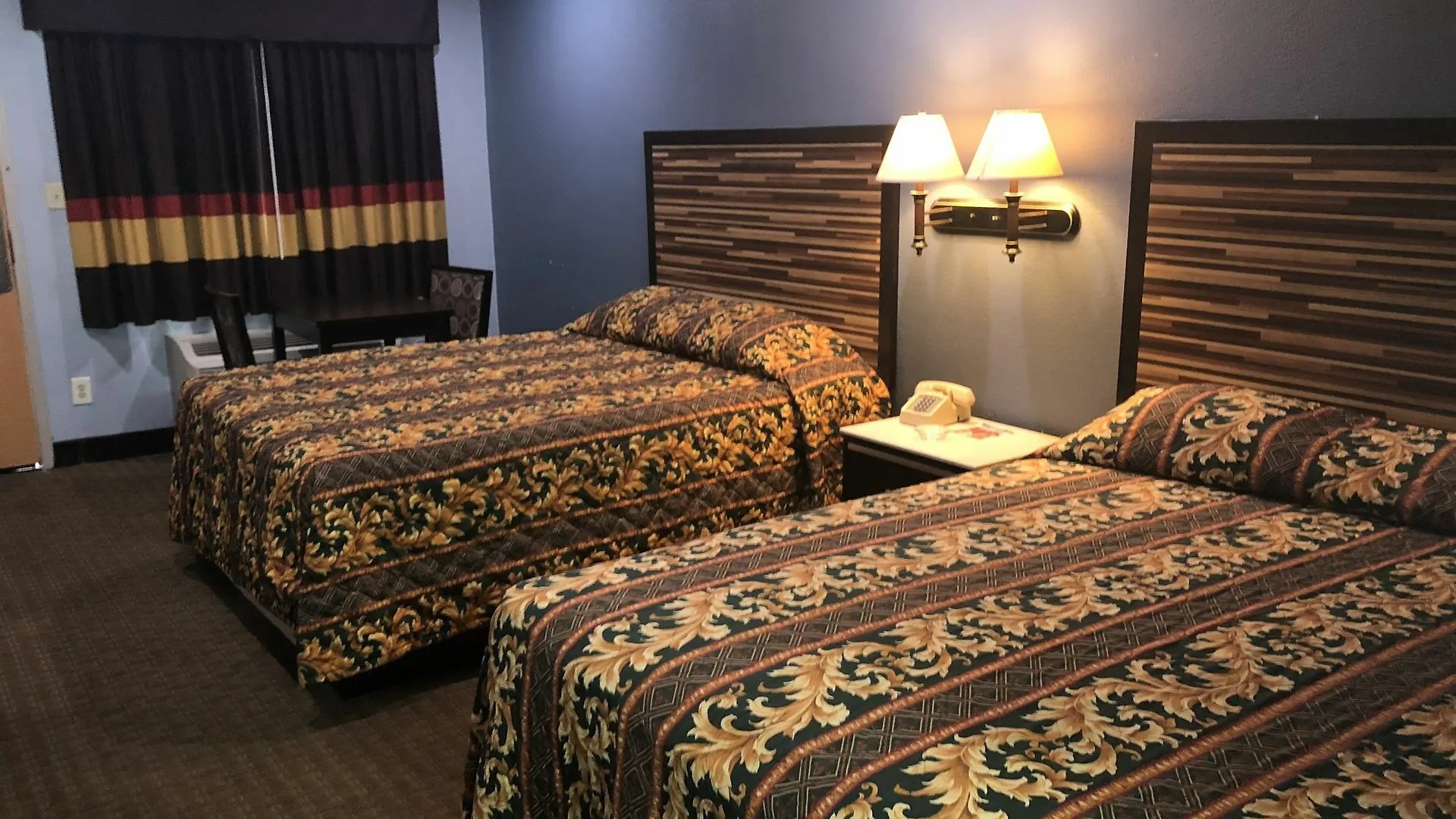 La Mirage Inn LAX Airport West Athens 2*,